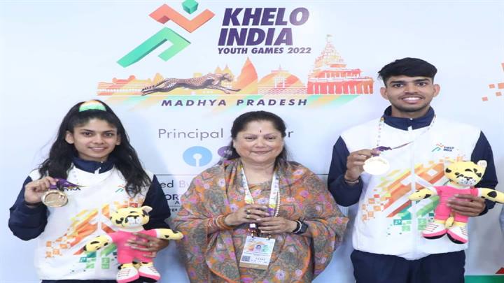 आपके परिवार की जिम्मेदारी अब हमारी : खेल मंत्री श्रीमती सिंधिया